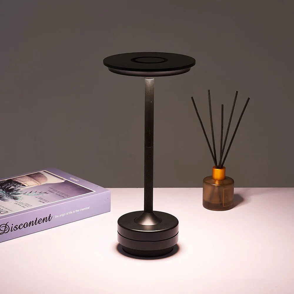 Mora Curve Aluminum Desk Lamp – Rechargeable – product detail 5