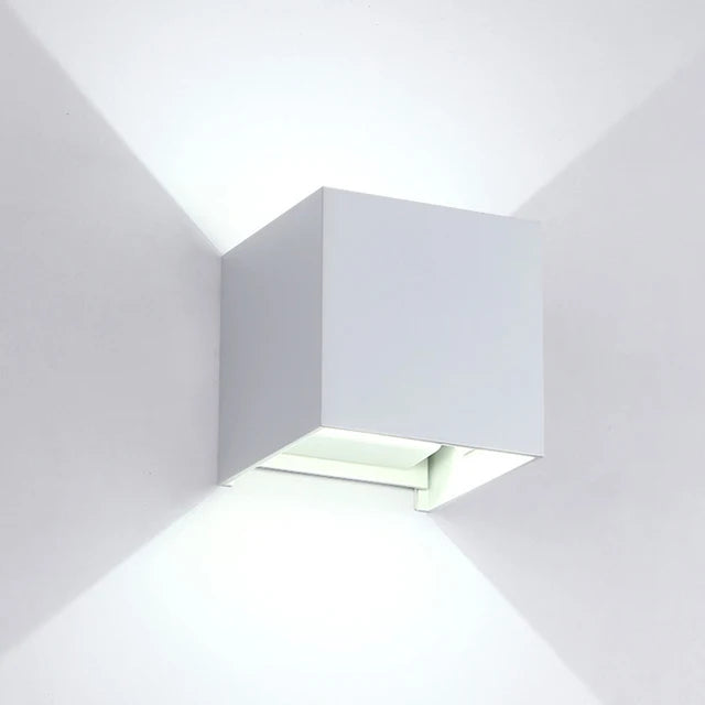 Merano 12W Adjustable-Beam Outdoor Wall Light – IP65 – detail view 5