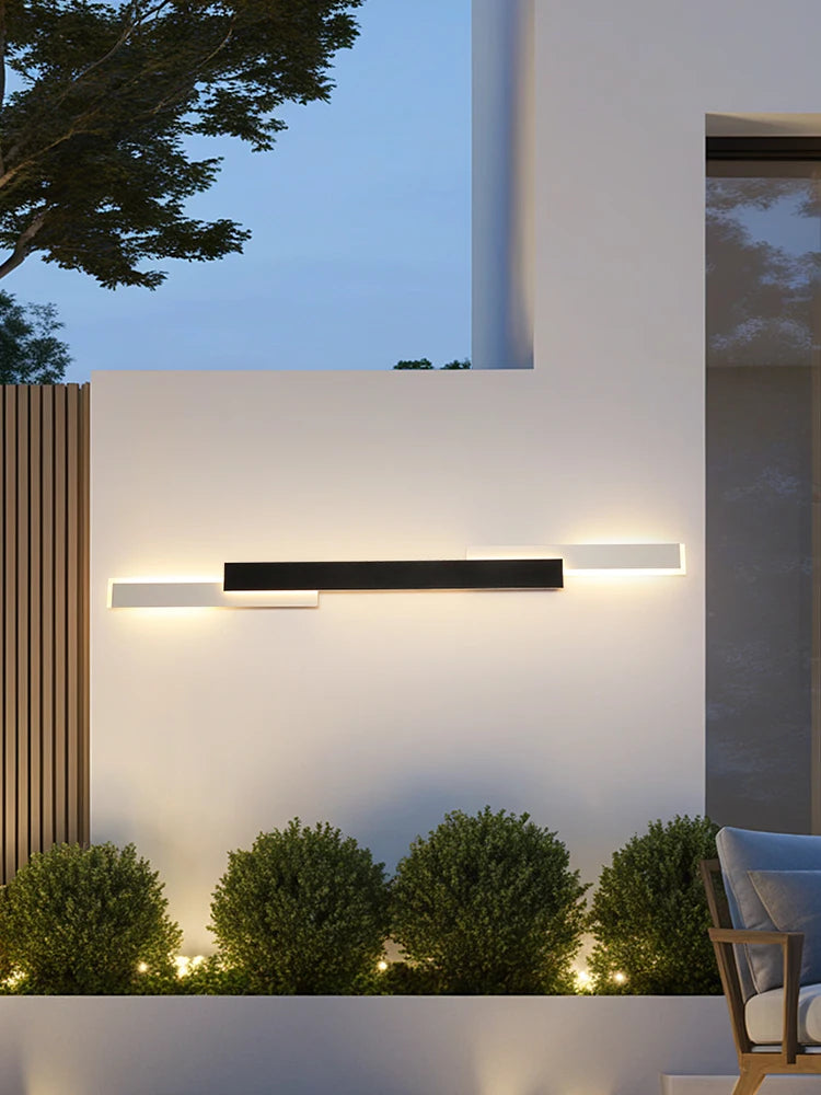Merano IP65 Outdoor Wall Light for Garden Wall – Dimmable