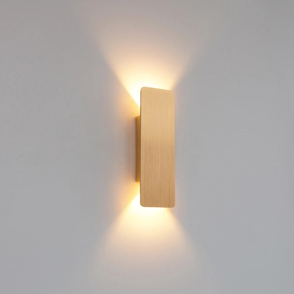 Arco Form Aluminum Wall Sconce – Modern – product detail 3