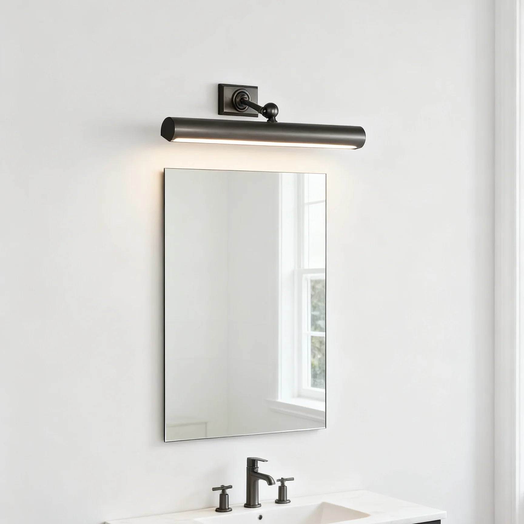 Damaris Halo Copper Wall Sconce – product view 4