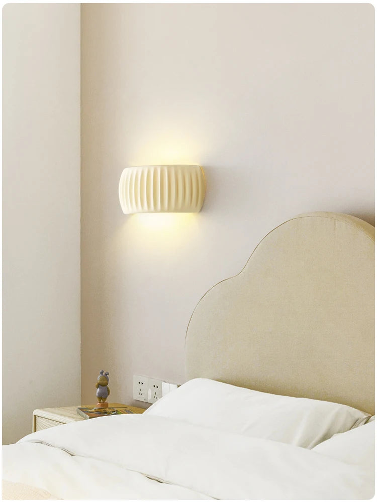 Resin Wall Sconce – Art Deco for Bedroom, Hallway, Living Room | Ophelia Beam by Evenlyr