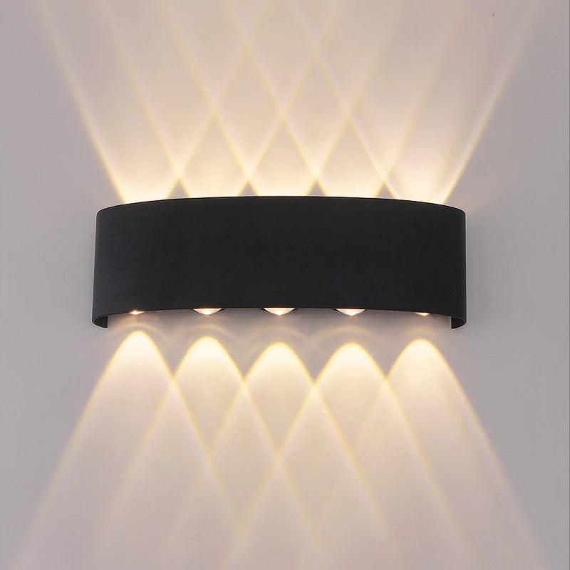 Noor Line Outdoor Outdoor Light – Water-Resistant styled in a living room interior