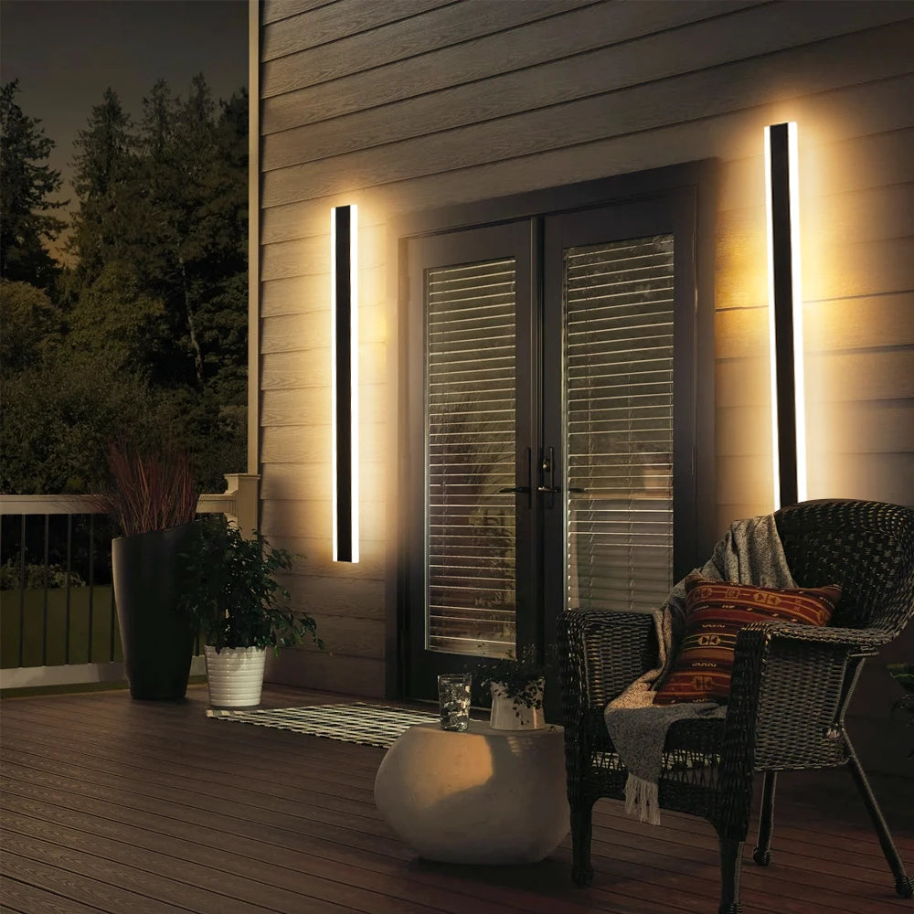 Quintara Long Aluminum Outdoor Wall Light for Porch – IP65 – product view