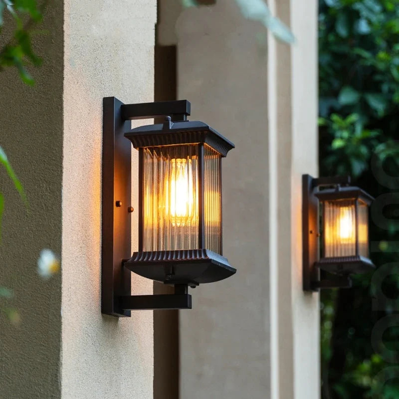 Siena Metal Outdoor Wall Light for Hotel Porch