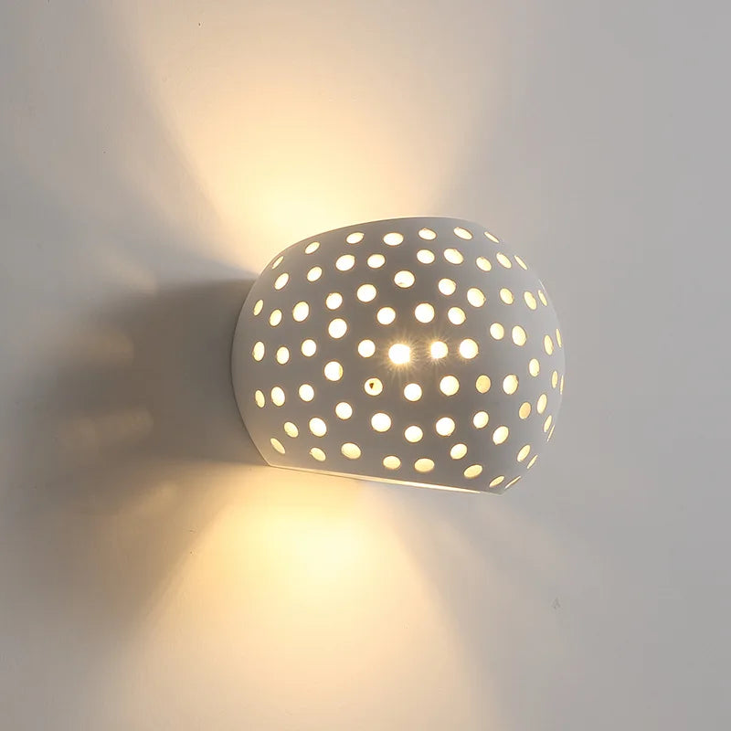 Plaster Wall Sconce – Modern Minimalist for Bedroom, Living Room, Bathroom | Elaris Beam by Evenlyr