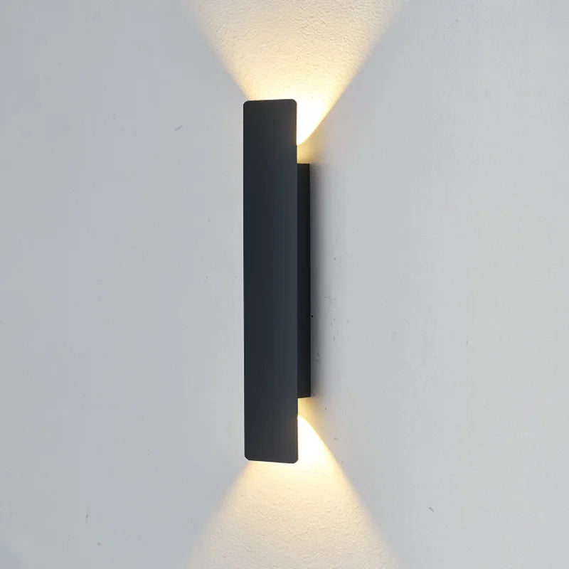 Juniper Black-and-White Up-and-Down Outdoor Wall Light – IP65 – detail view 3