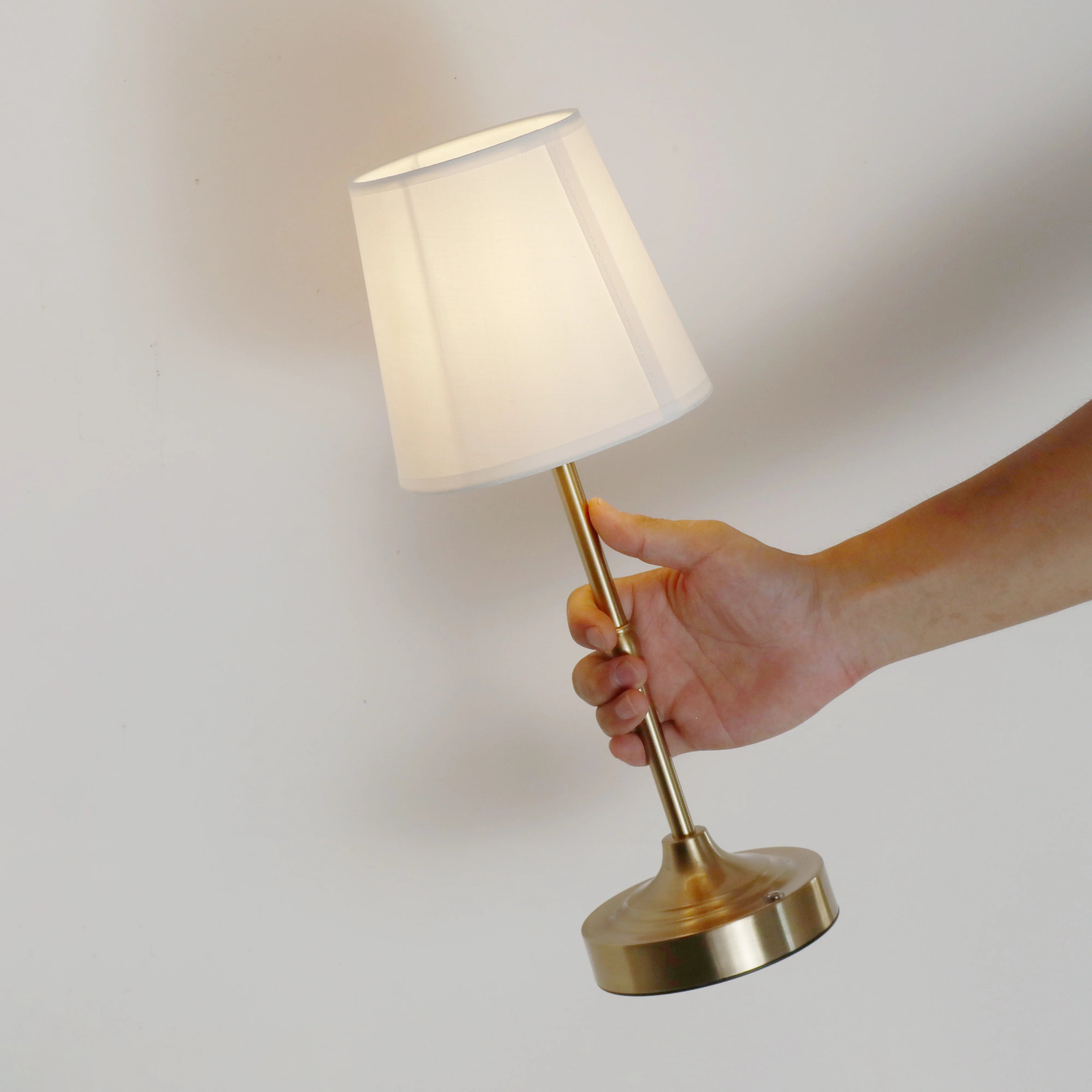 Metal Table Lamp – Art Deco for Bedside, Restaurant Table, Desk & Office | Jessamine Column by Evenlyr