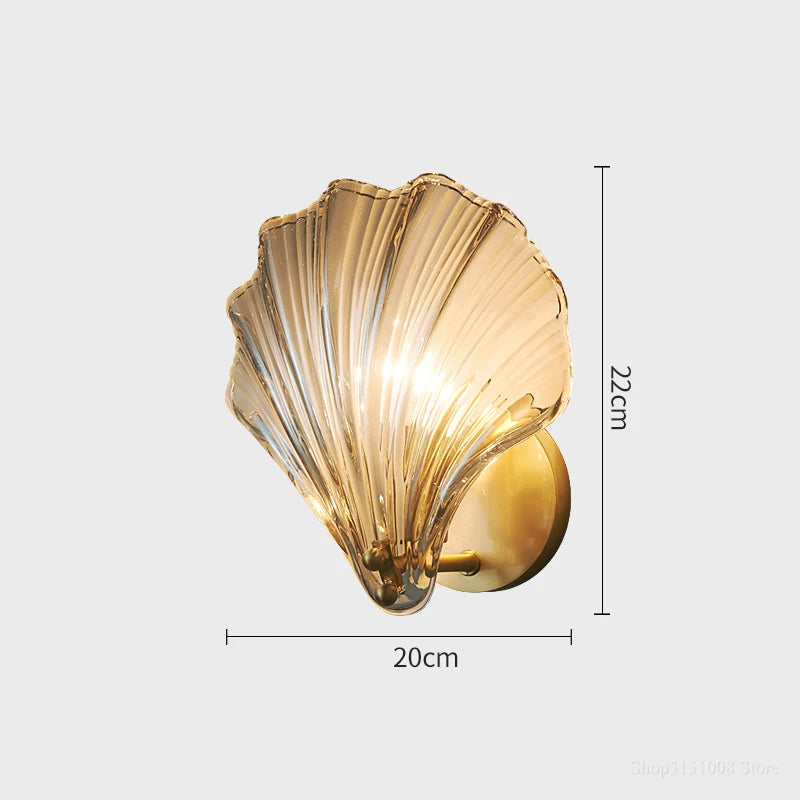 Modern luxury brass wall lamp Nordic shell shape light clear glass wall light fixture bedside restaurant stairs aisle sconces
