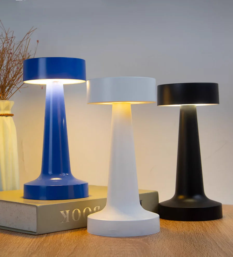 Black Minimalist Rechargeable Desk Lamp – product view