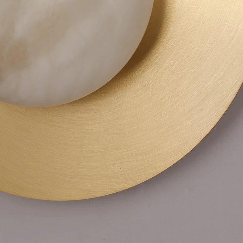 Marble & Brass Wall Sconce – Modern Minimalist Dimmable LED for Bedroom, Hallway, Living Room | Lucienne Beam by Evenlyr