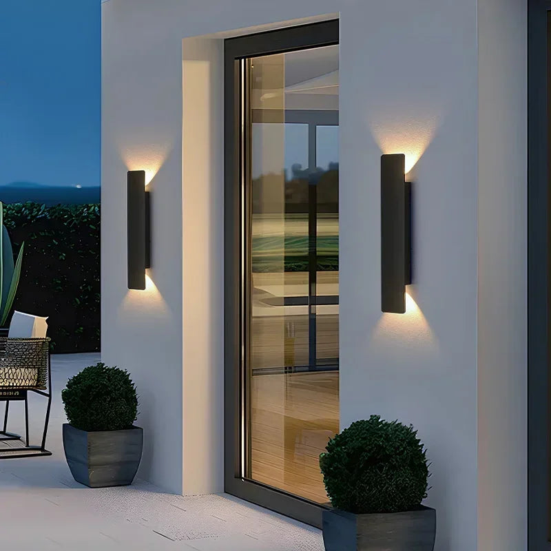 Aurelia 18W Black Linear Outdoor Wall Light – Aluminum – product view