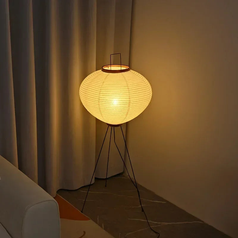 White Wabi-Sabi Orb Floor Lamp – detail view 2