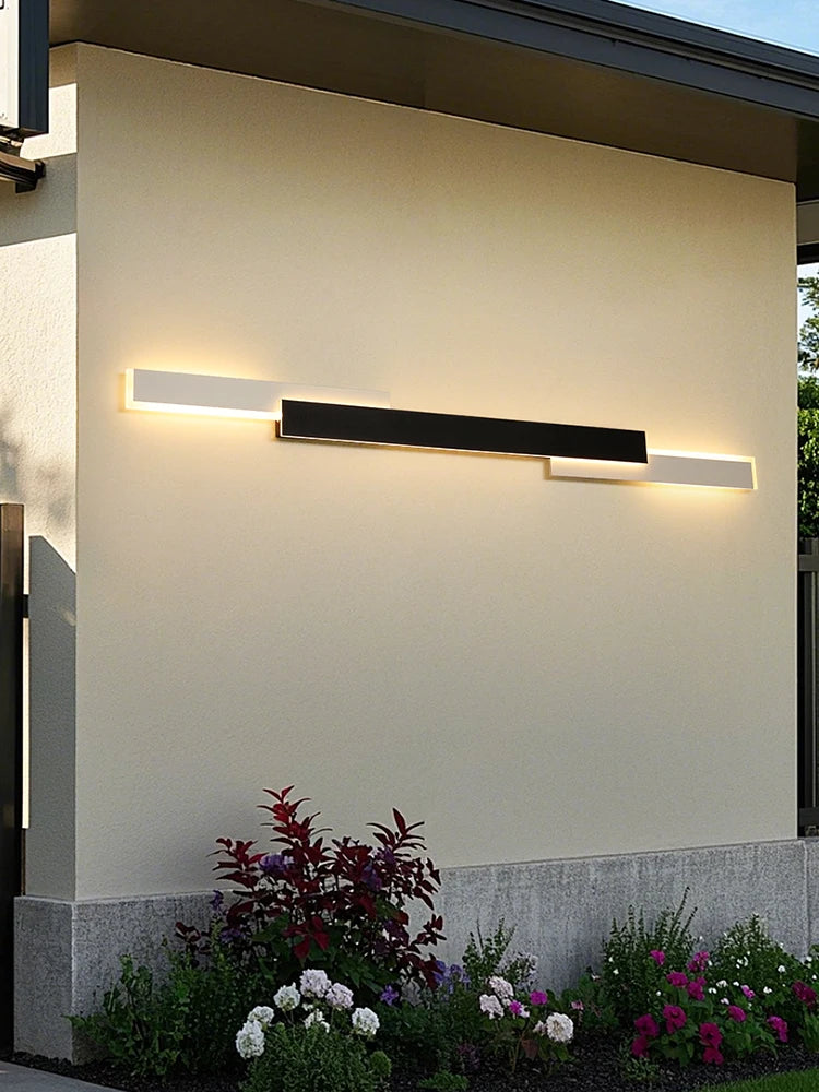 Merano IP65 Outdoor Wall Light for Garden Wall – Dimmable