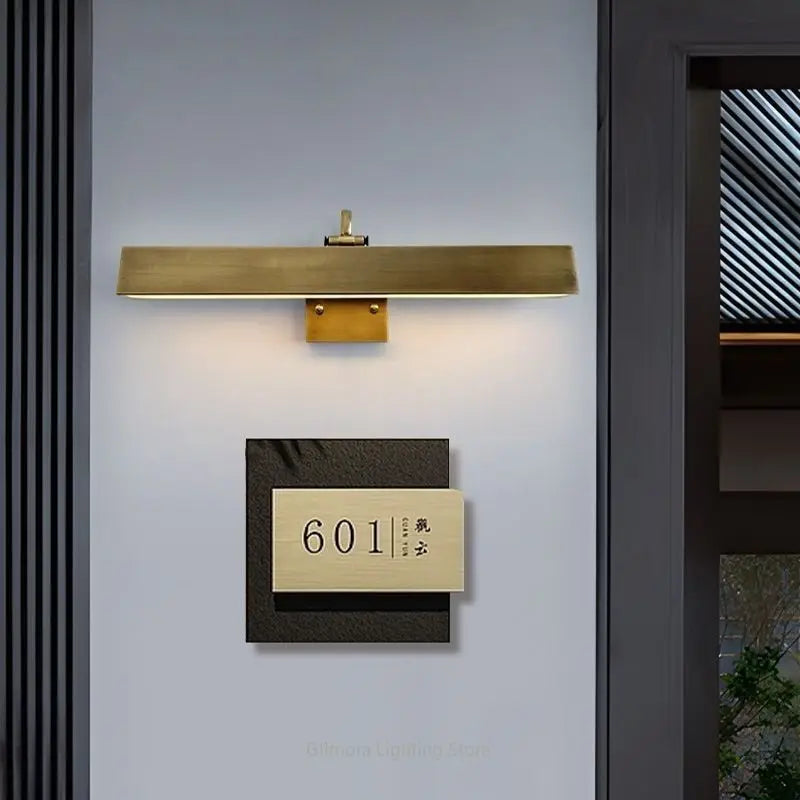 Brass Picture Light – product view